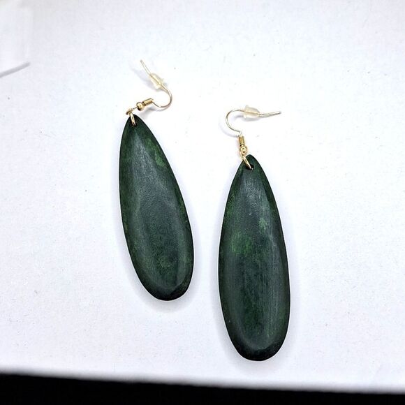 Long Forest green drop earrings tear drop  shape wood jewelry handmade - Picture 2 of 3